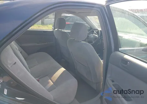 2004 Toyota Camry Le/Xle/Se from USA, damaged, VIN 4T1BE32KX4U281566